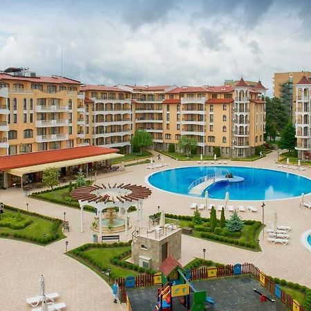 써니비치 Royal Sun, 6 People, 600 M From The Sea 아파트 외부 사진